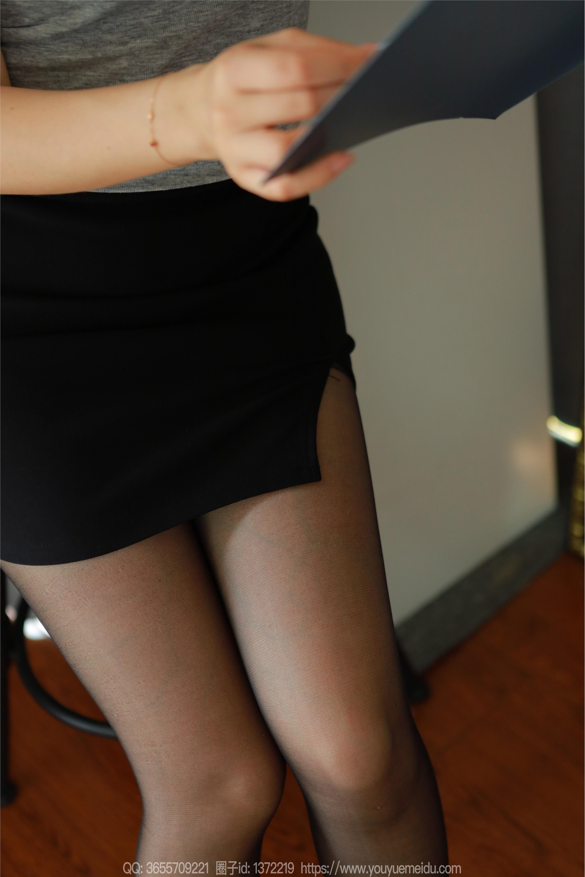 IESS异思趣向  2024.05.05 丝享家 1733 小婕《黑丝短裙（下）》